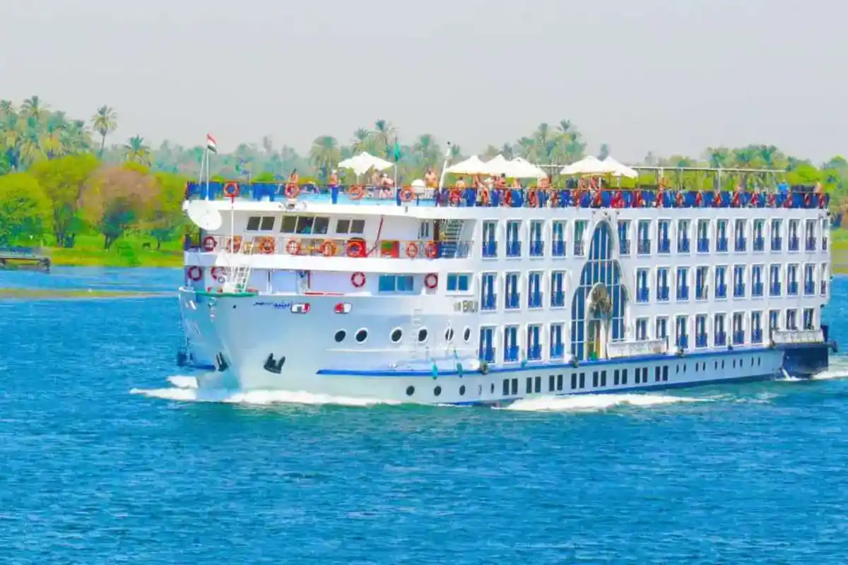 Best of Egypt 10-Day Tour: Pyramids & Nile River Cruise
