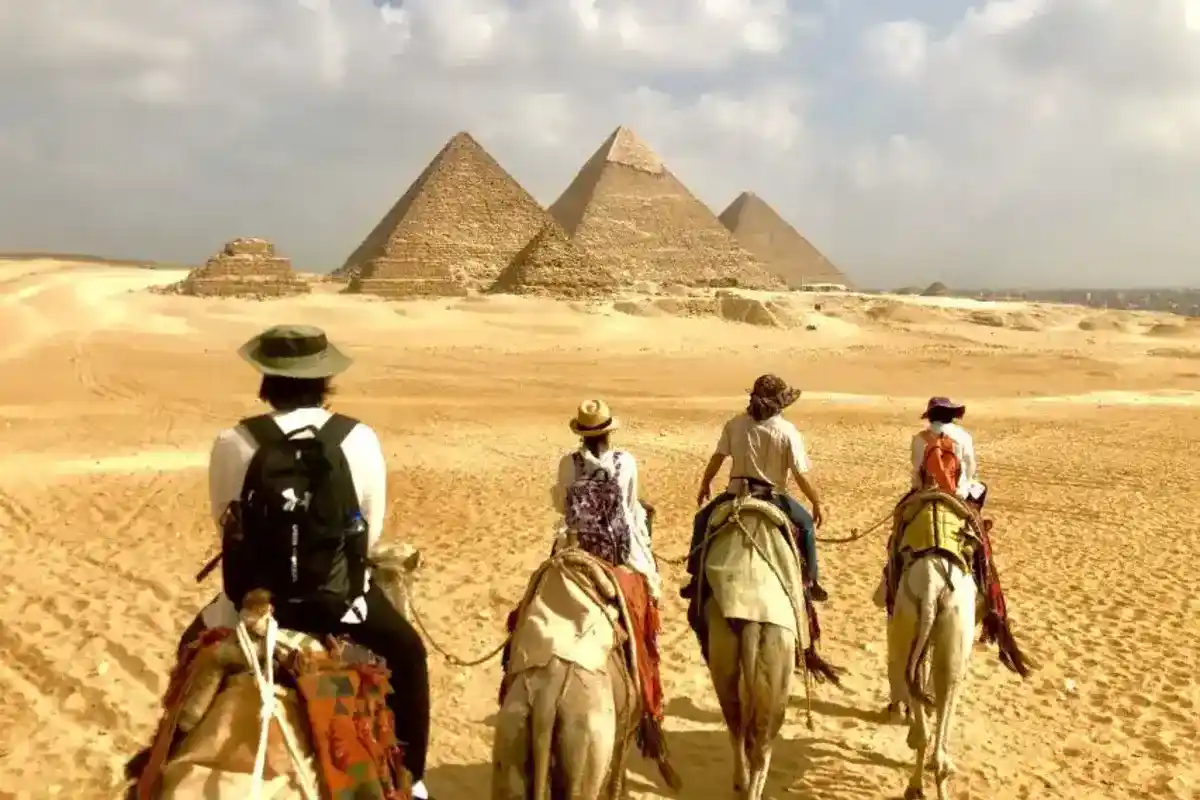6-Day Classic Egypt Tour Cairo Aswan & Luxor