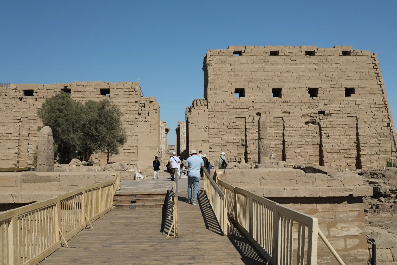 8-Day Private Luxury Egypt Tour Package with Cairo, Luxor, Aswan & Luxury Nile Cruise