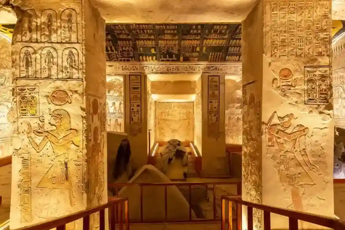 8-Day Egypt Tour: Cairo, Luxor, Aswan & Abu Simbel