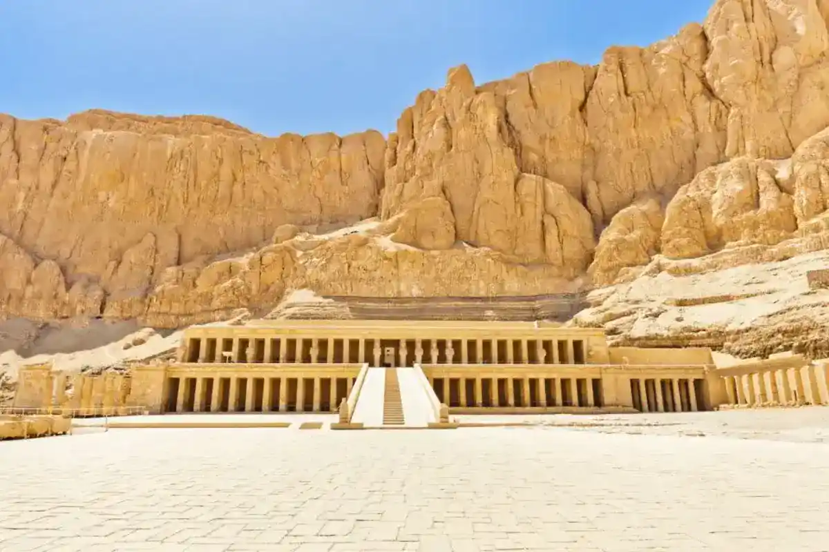 Egypt Luxury Vacation package 10-Day Cairo, Luxor, Aswan & Nile Cruise