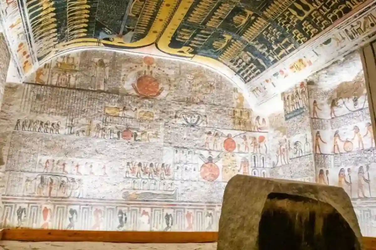 9 Days Egypt Tour: Cairo, Luxor, Aswan & Abu Simbel with Flights & Sightseeing