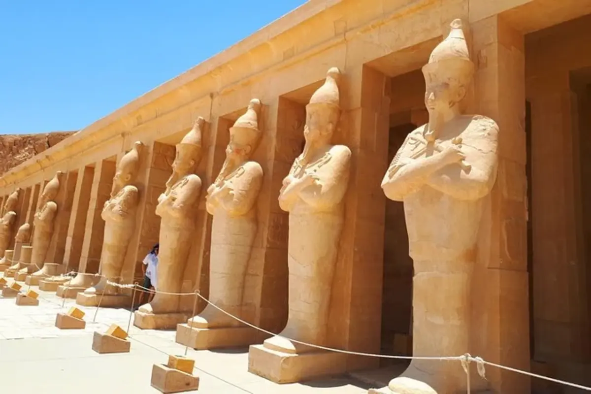 Day Tour to Luxor from Cairo by Plane
