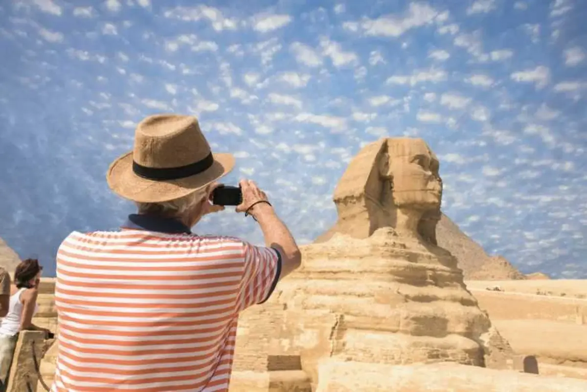9 Days Egypt Luxury Tour: Cairo, Luxor, Aswan & Nile Cruise | Guided Tours