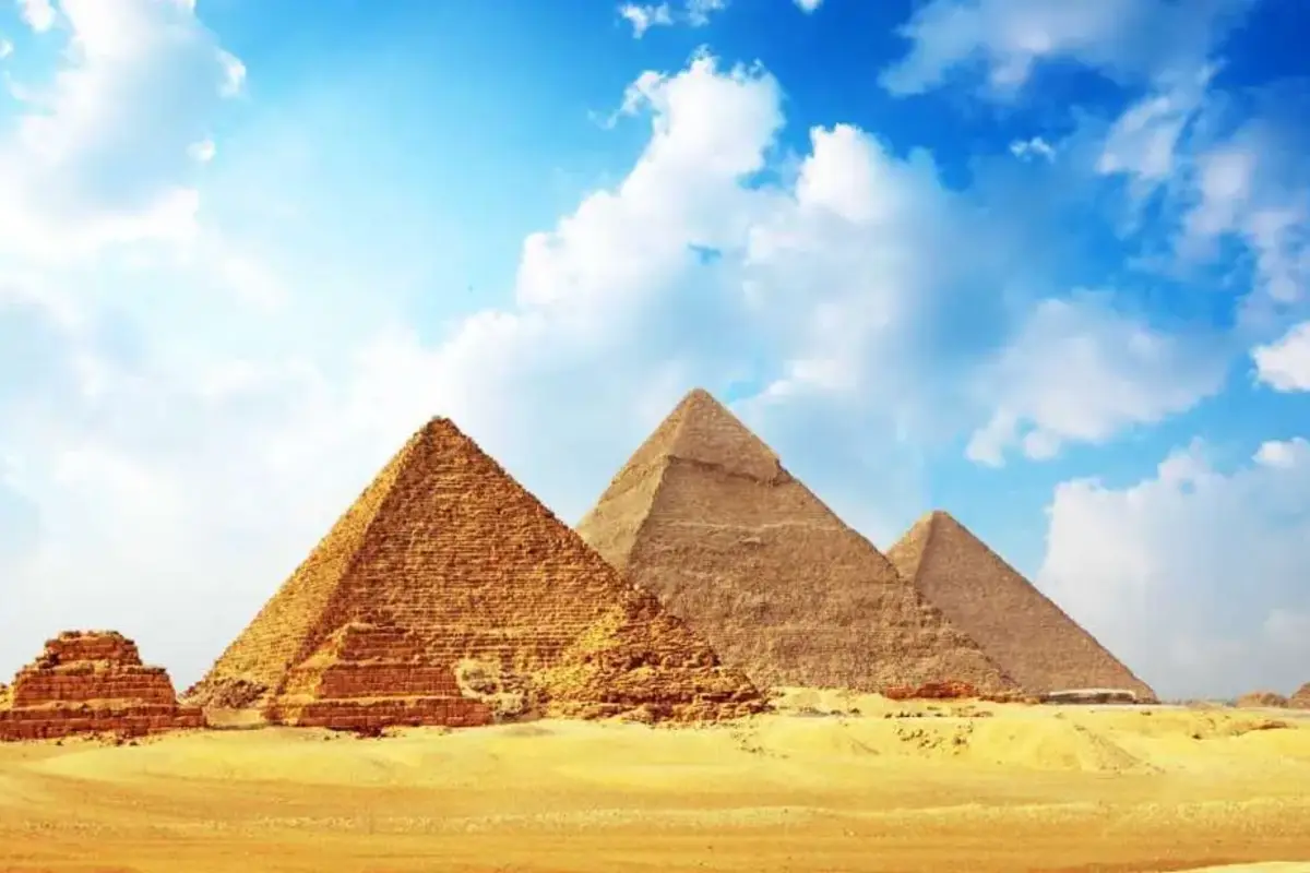 11-Day Egypt Tour: Giza Pyramids & 7-Night Nile River Cruise Package