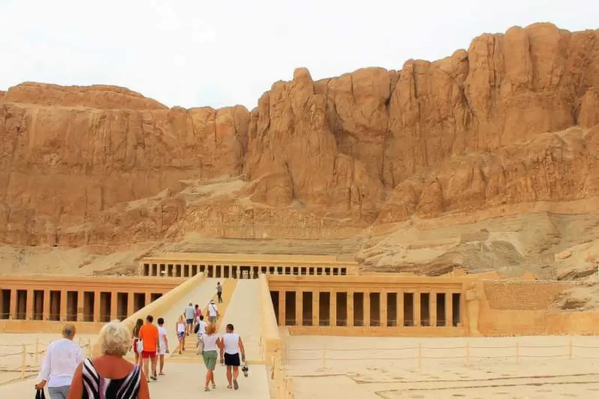From Cairo: Private Luxor Day Tour with Guide and Flights