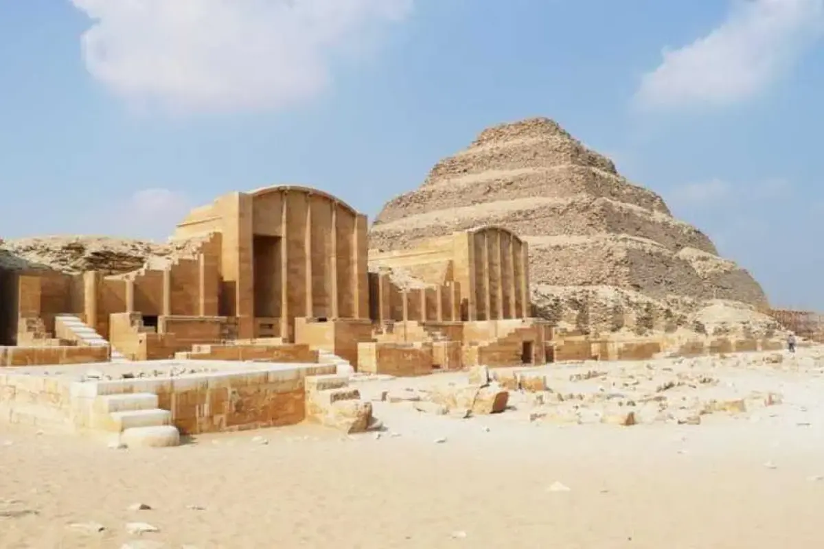 Tagesausflug zu den Pyramiden von Gizeh, Sakkara und Memphis | Privater Ausflug nach Kairo